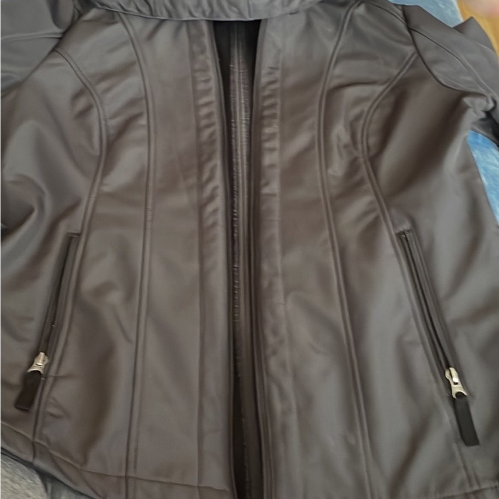 Womens water resistant jacket